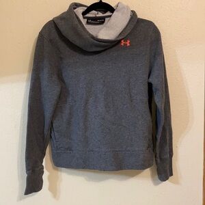 Under Armour Gray Sweatershirt Size Medium